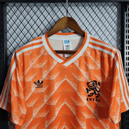 Holland 1988 Main